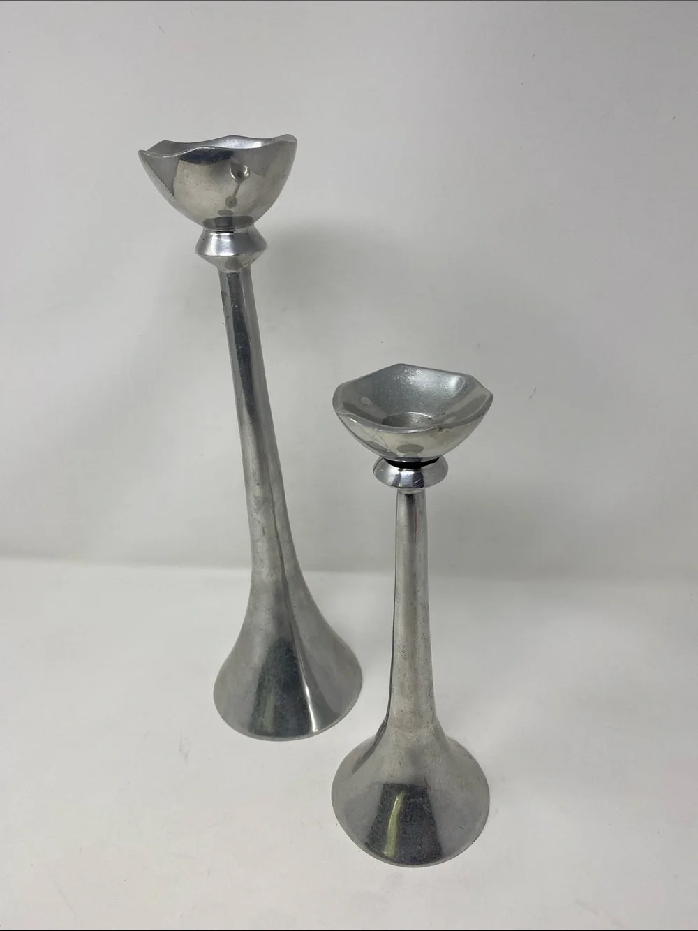 Lunares San Francisco Silver Metal Candle Holders